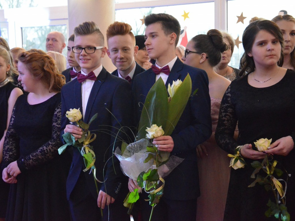 Bal ósmych klas z SP nr 2 w restauracji Szkiełka