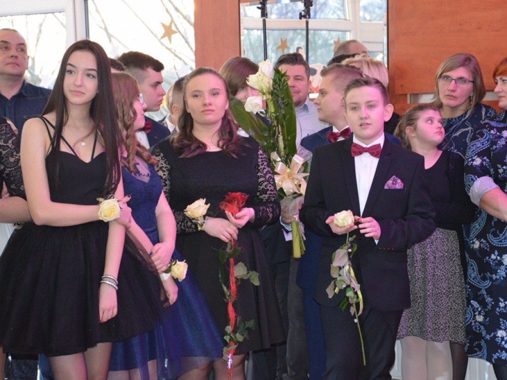 Bal ósmych klas z SP nr 2 w restauracji Szkiełka