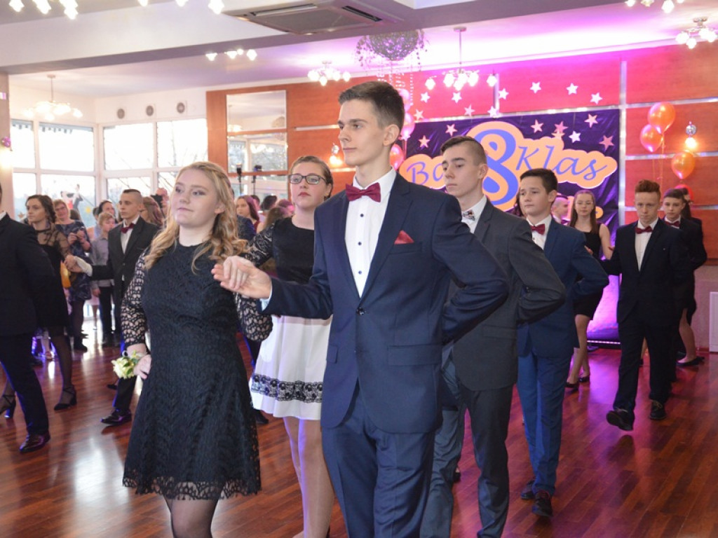 Bal ósmych klas z SP nr 2 w restauracji Szkiełka