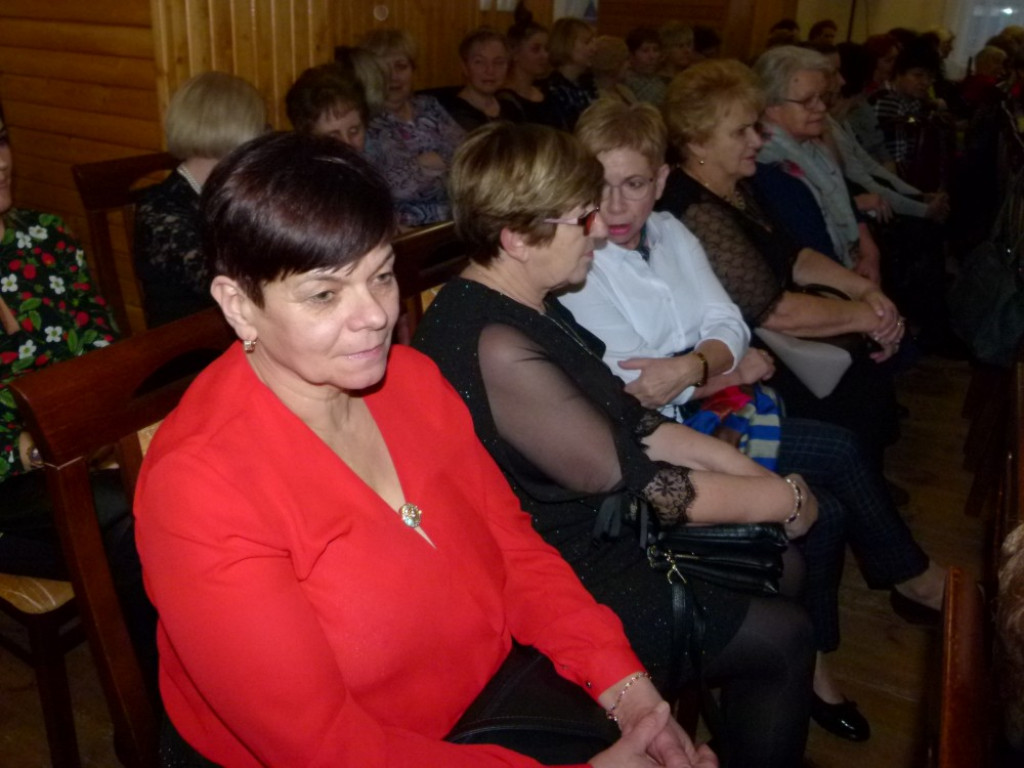 Gminny Dzień Kobiet w Dmosinie (zdjęcia)