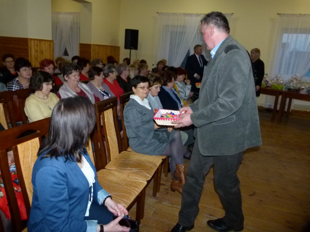 Gminny Dzień Kobiet w Dmosinie (zdjęcia)