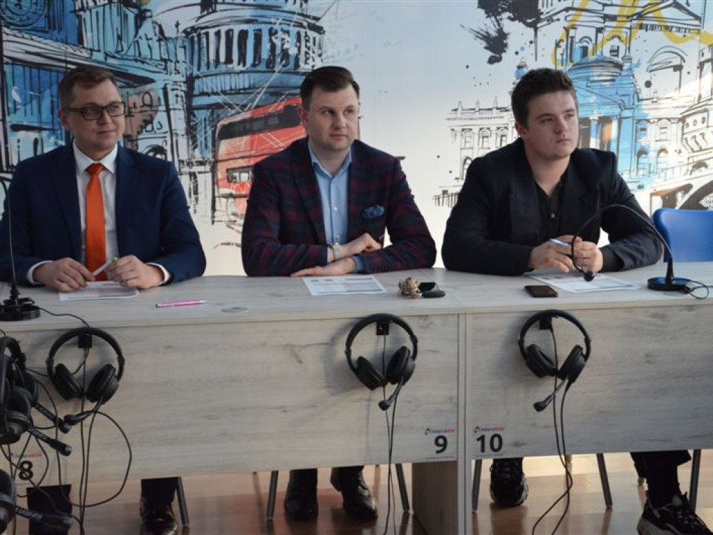 I runda Łowickiego Turniej Debat Oksfordzkich