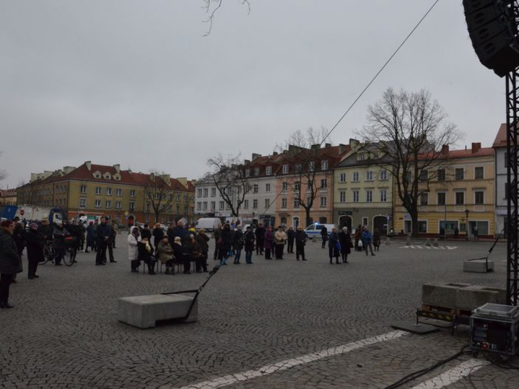 Prymas Polski na pogrzebie biskupa Alojzego Orszulika