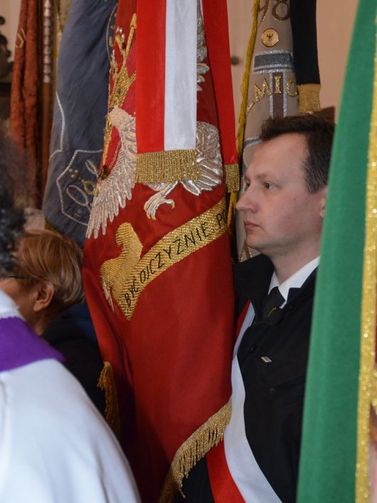 Prymas Polski na pogrzebie biskupa Alojzego Orszulika