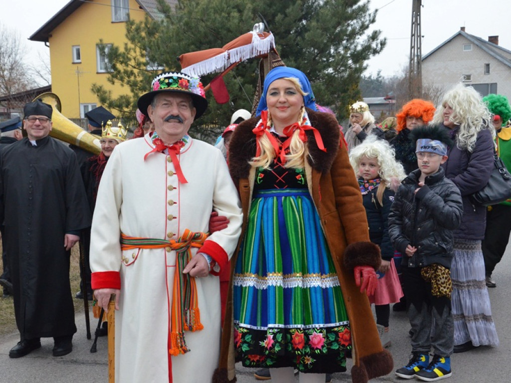 Korowód ostatkowy przeszedł przez Stachlew