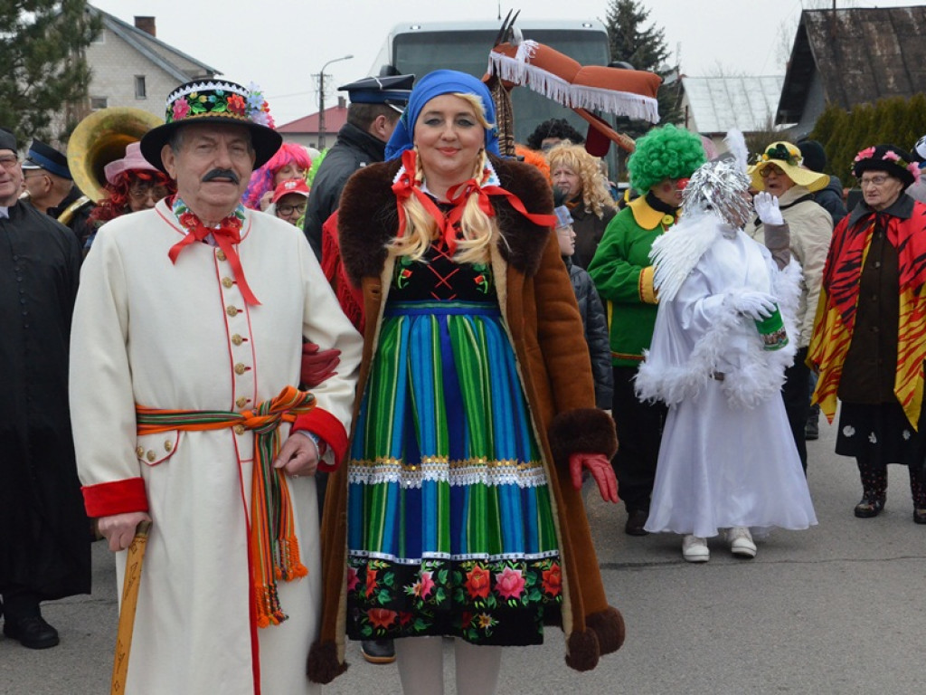 Korowód ostatkowy przeszedł przez Stachlew