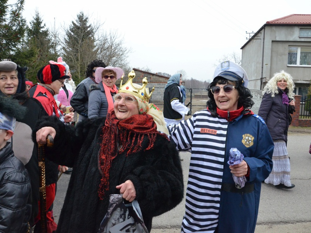 Korowód ostatkowy przeszedł przez Stachlew
