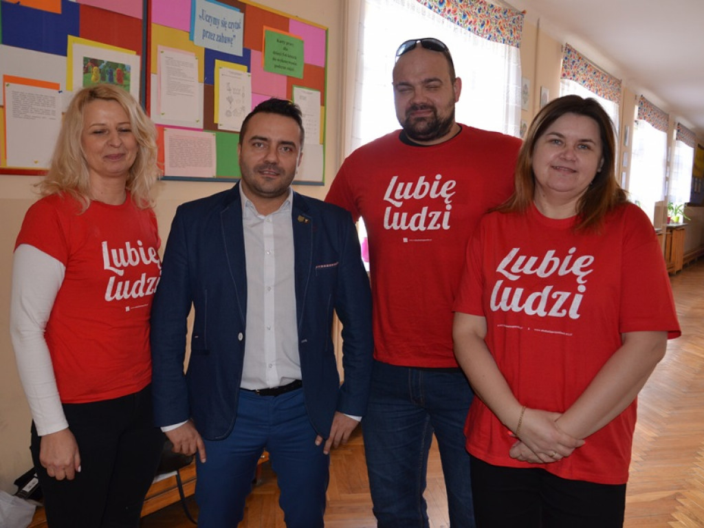 Nagrody dla laureatów i akcja pomocy 13-letniemu Kubie