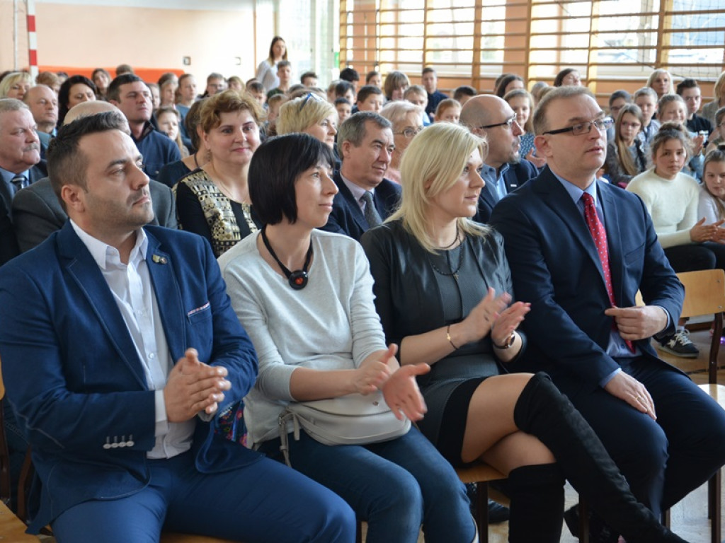 Nagrody dla laureatów i akcja pomocy 13-letniemu Kubie