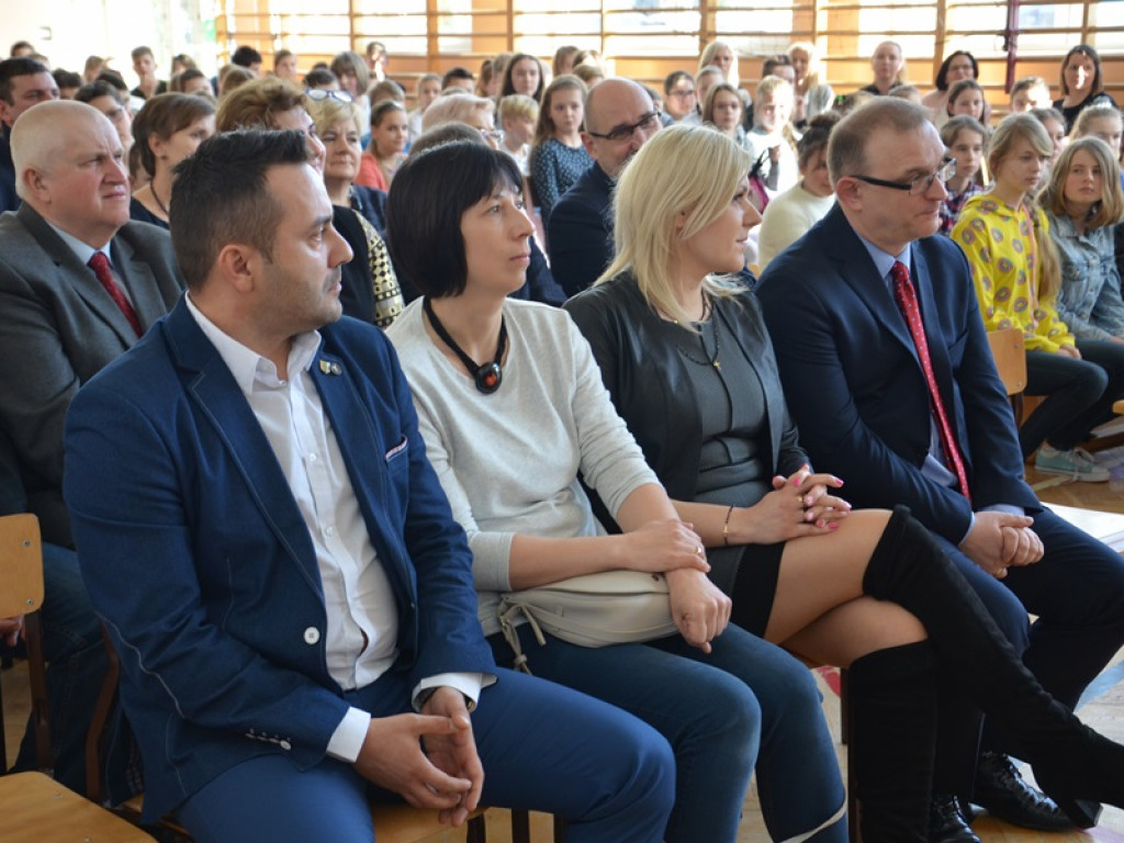 Nagrody dla laureatów i akcja pomocy 13-letniemu Kubie