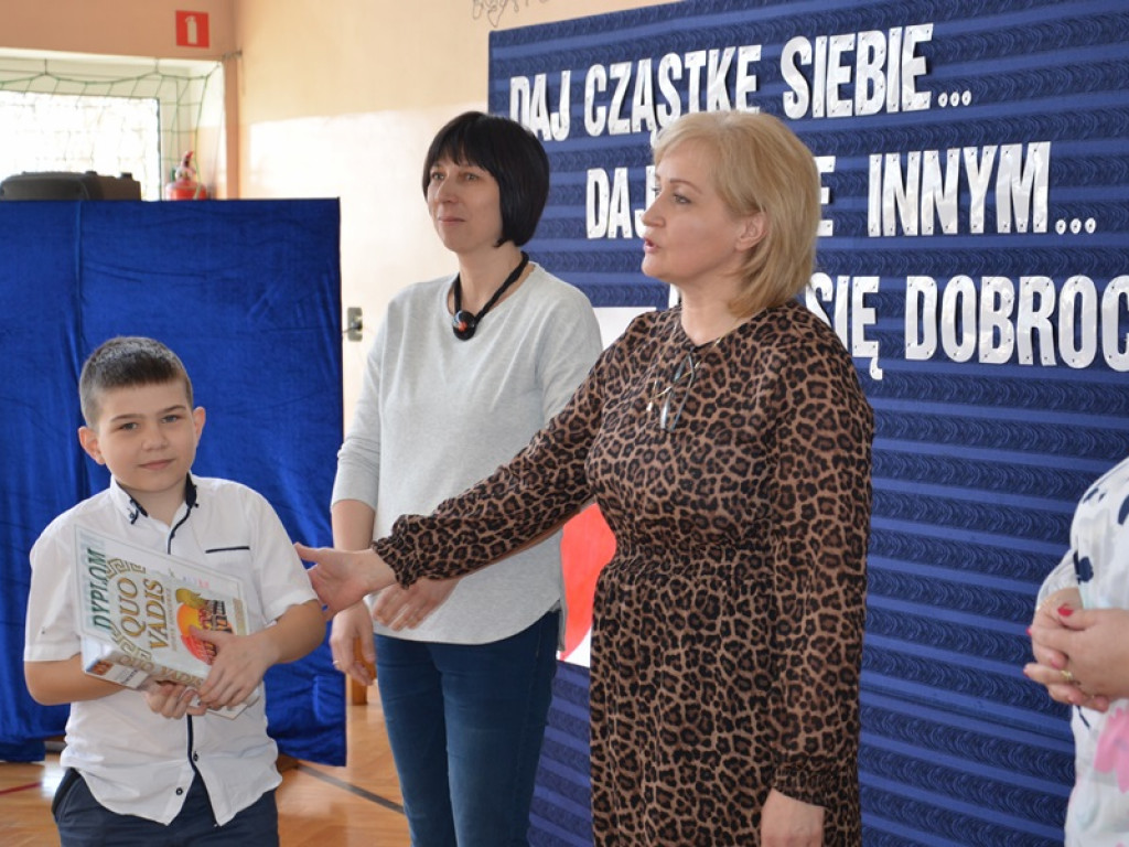 Nagrody dla laureatów i akcja pomocy 13-letniemu Kubie