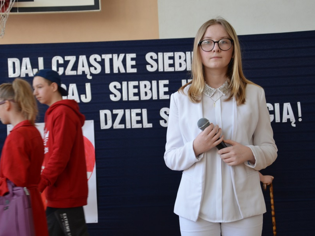 Nagrody dla laureatów i akcja pomocy 13-letniemu Kubie