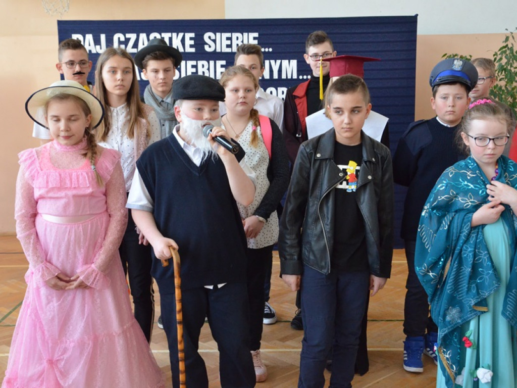 Nagrody dla laureatów i akcja pomocy 13-letniemu Kubie