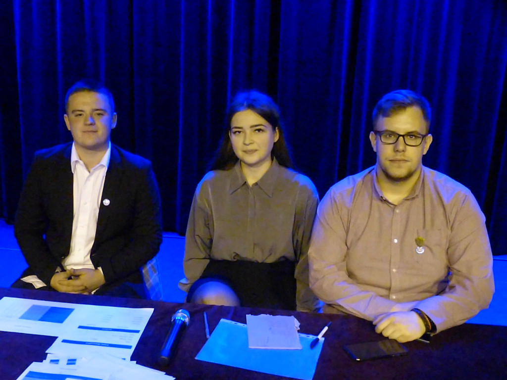 I LO wygrywa Łowicki Turniej Debat Oksfordzkich