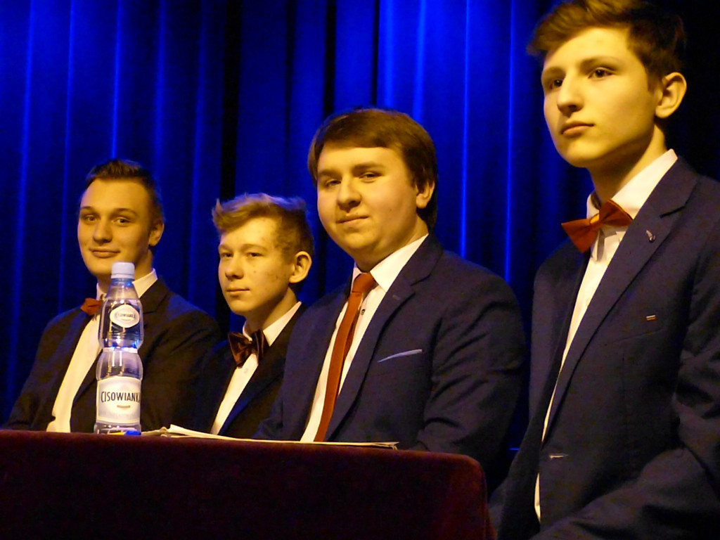 I LO wygrywa Łowicki Turniej Debat Oksfordzkich