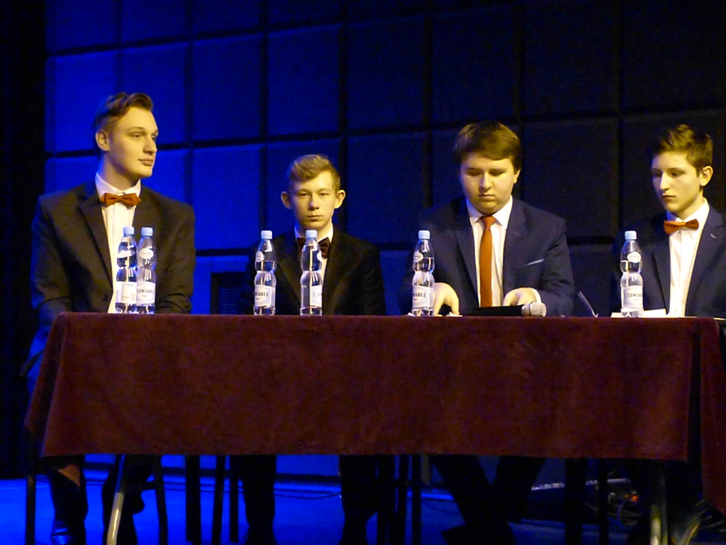 I LO wygrywa Łowicki Turniej Debat Oksfordzkich