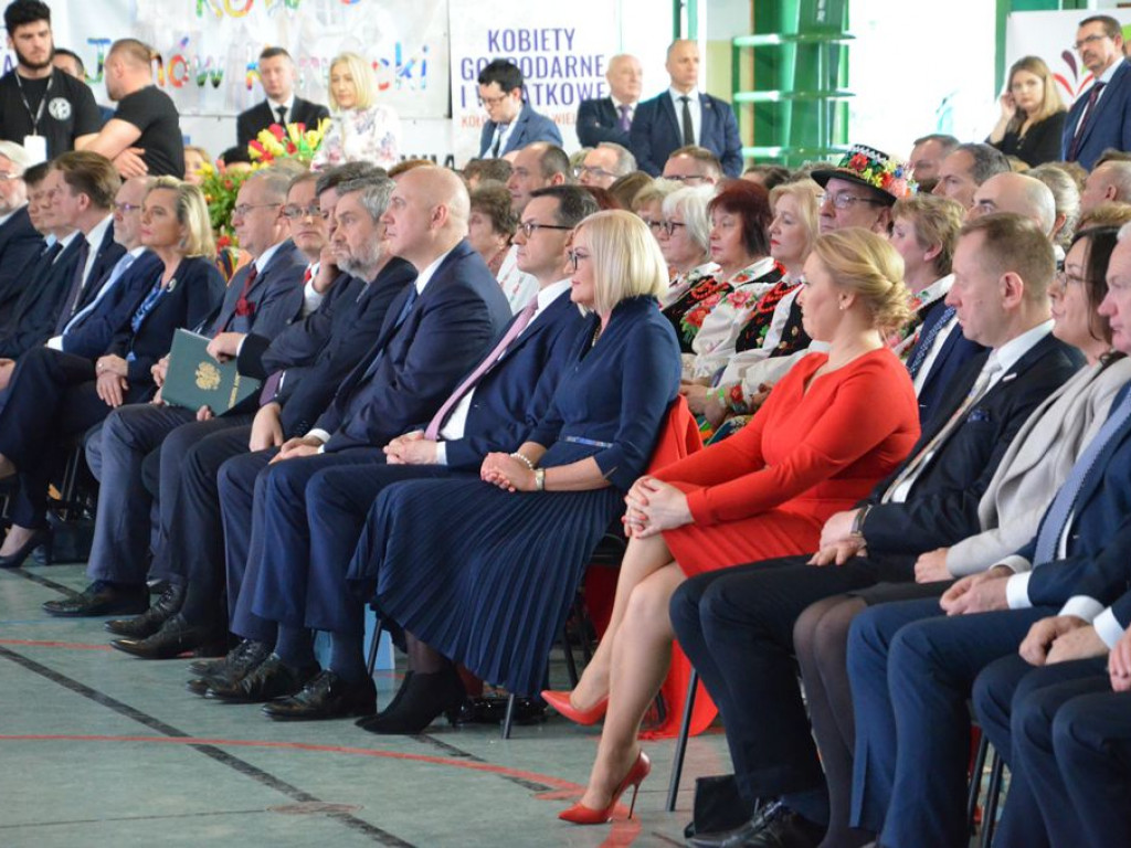 Premier Mateusz Morawiecki w Łowiczu: polska wieś daje nam siłę