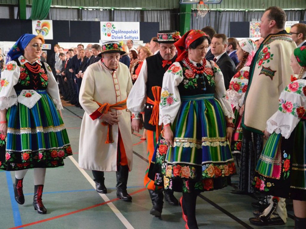 Premier Mateusz Morawiecki w Łowiczu: polska wieś daje nam siłę