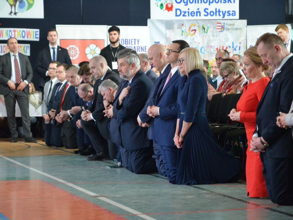 Premier Mateusz Morawiecki w Łowiczu: polska wieś daje nam siłę