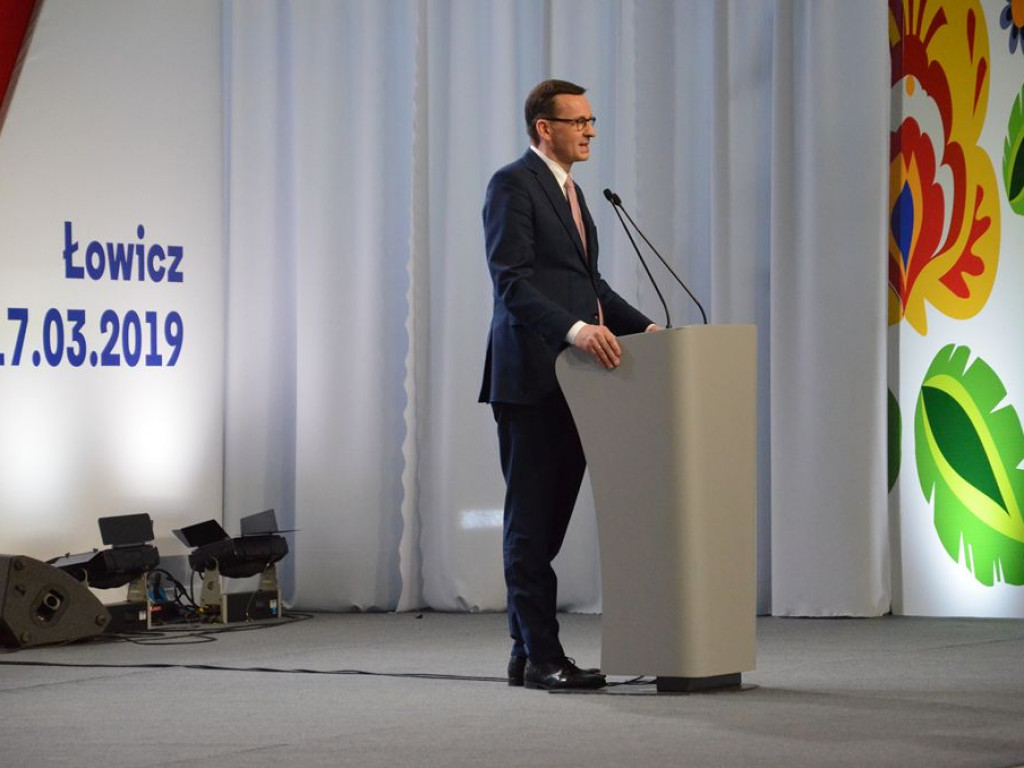 Premier Mateusz Morawiecki w Łowiczu: polska wieś daje nam siłę