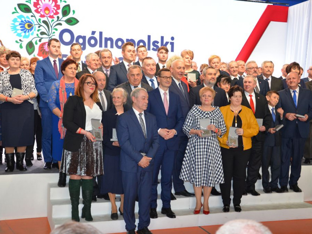 Premier Mateusz Morawiecki w Łowiczu: polska wieś daje nam siłę