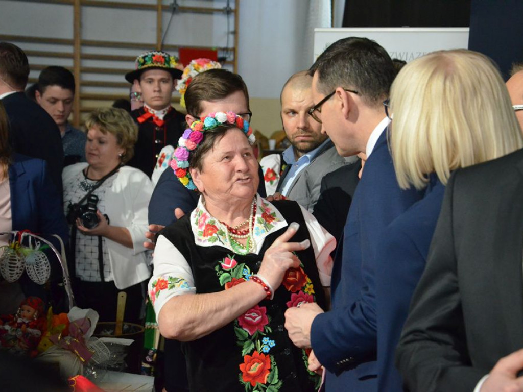 Premier Mateusz Morawiecki w Łowiczu: polska wieś daje nam siłę