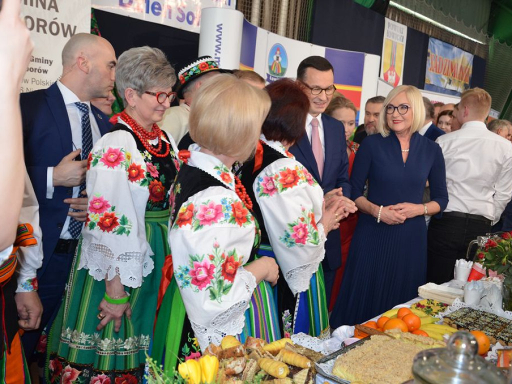 Premier Mateusz Morawiecki w Łowiczu: polska wieś daje nam siłę