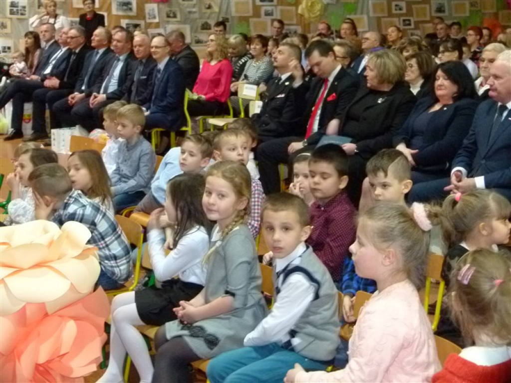Stulecie szkoły w Popowie Głowieńskim