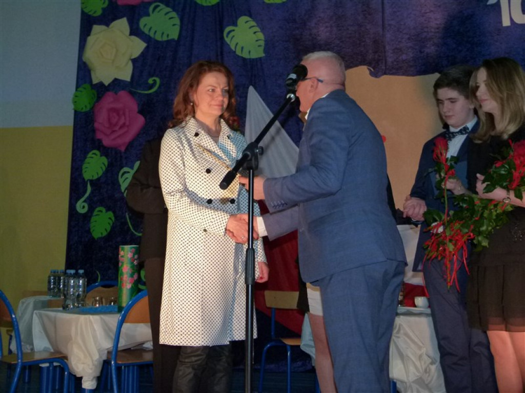 Stulecie szkoły w Popowie Głowieńskim
