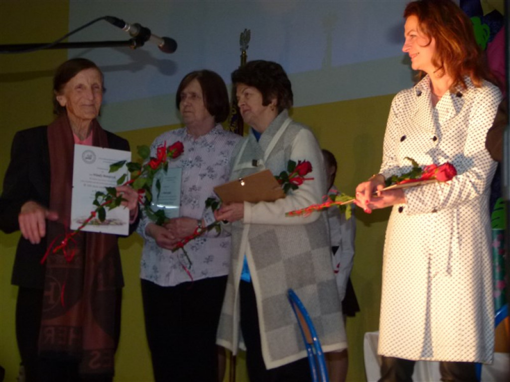 Stulecie szkoły w Popowie Głowieńskim