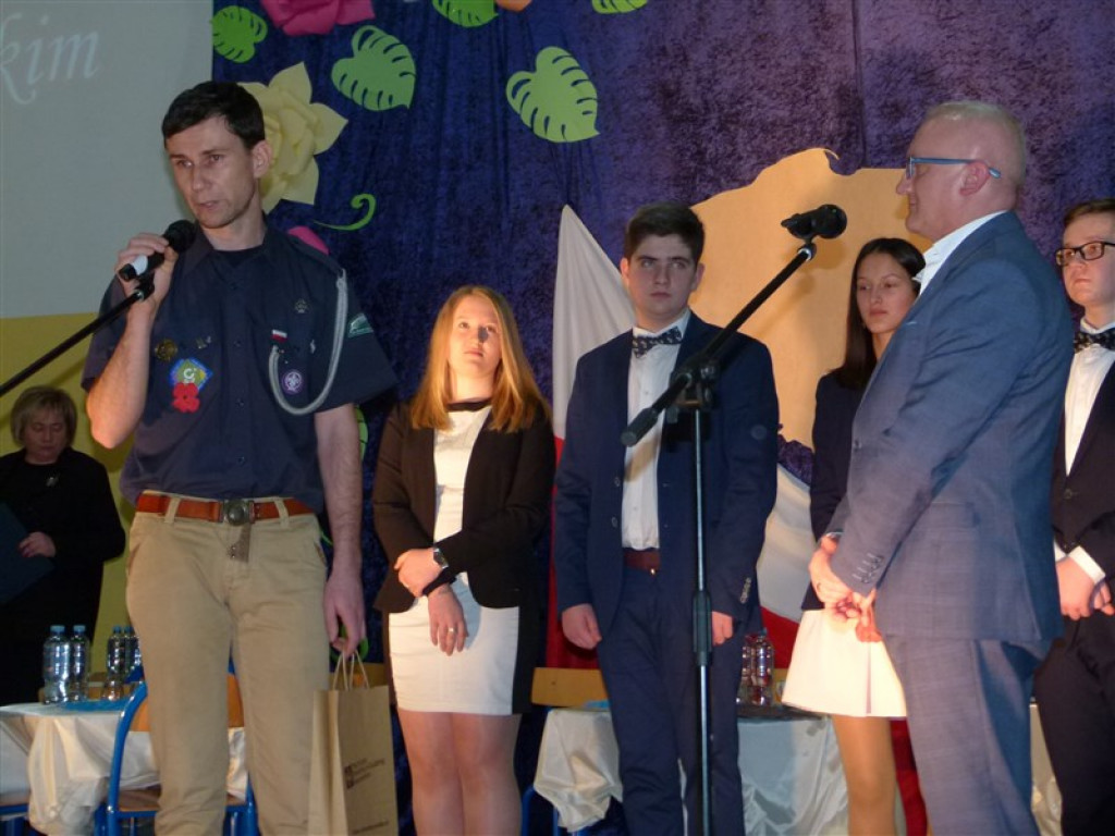 Stulecie szkoły w Popowie Głowieńskim