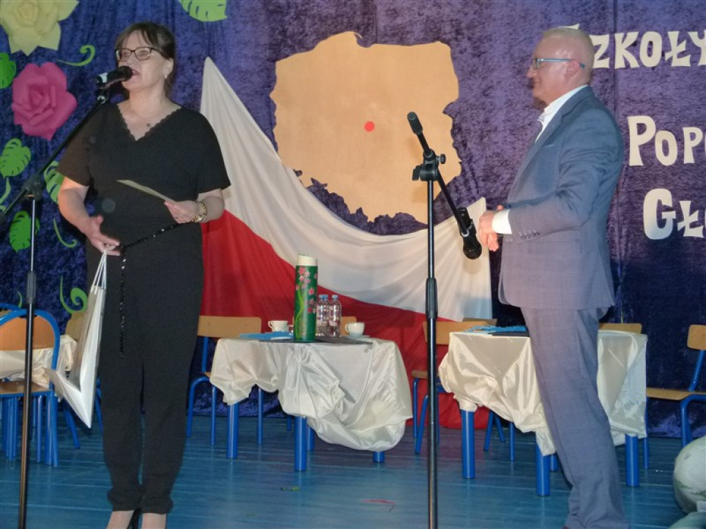 Stulecie szkoły w Popowie Głowieńskim
