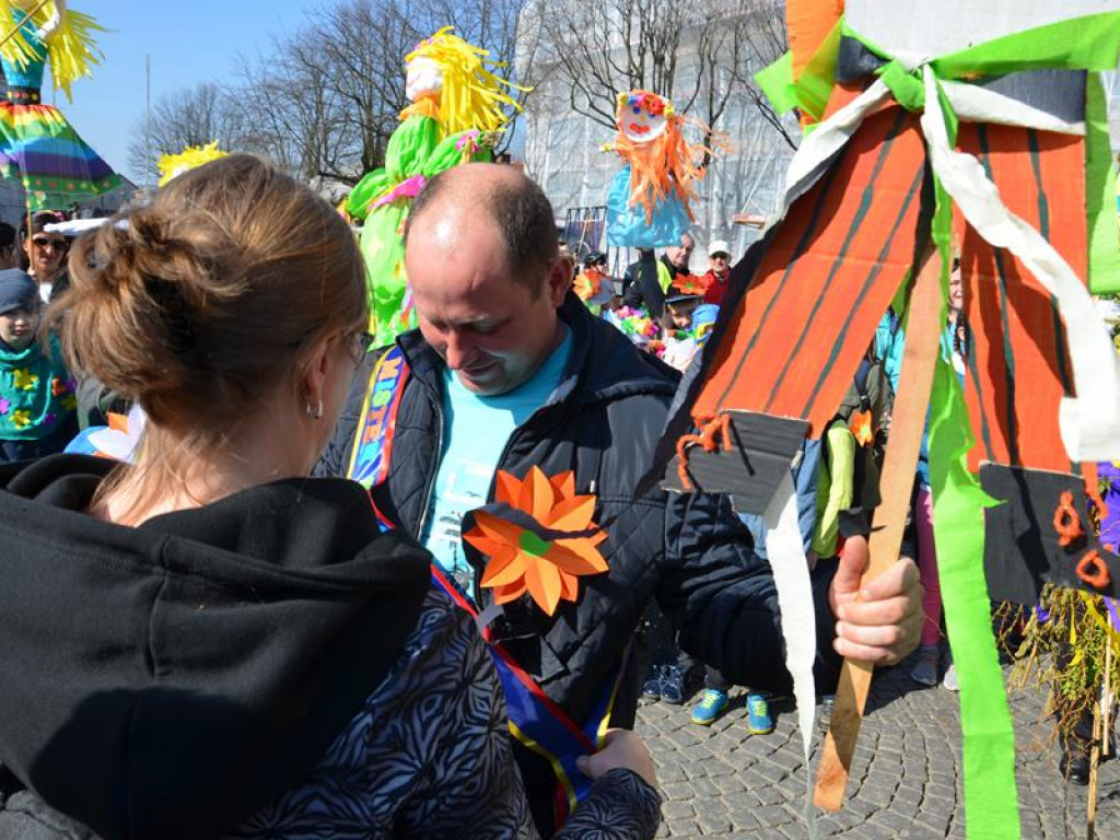 Rekordowa liczba kukieł Marzanny w rajdzie 