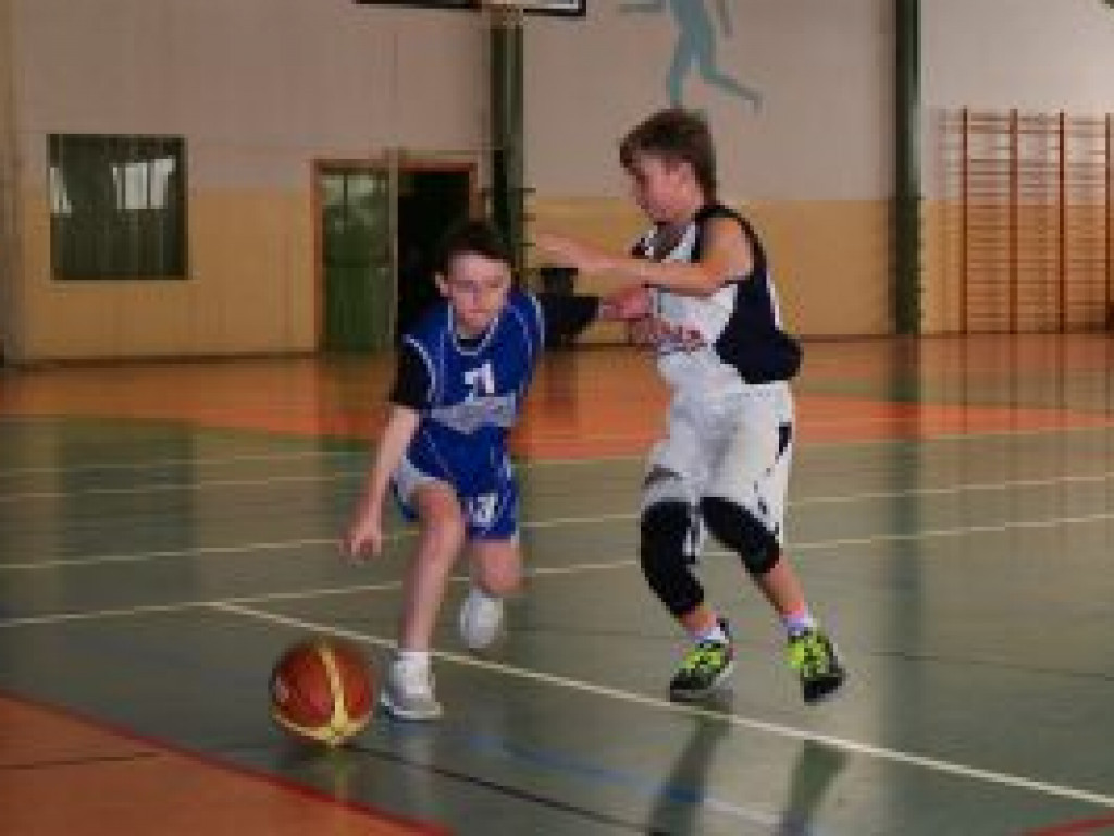 Księżak-2005 kontrolował mecz z AZS PWSZ Skierniewice