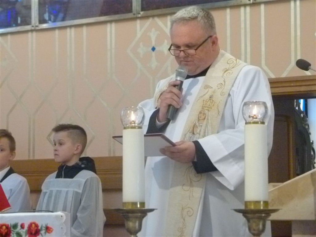 Wprowadzenie relikwii do sanktuarium w Mąkolicach