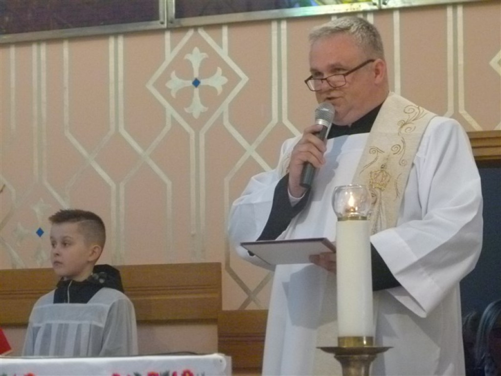 Wprowadzenie relikwii do sanktuarium w Mąkolicach