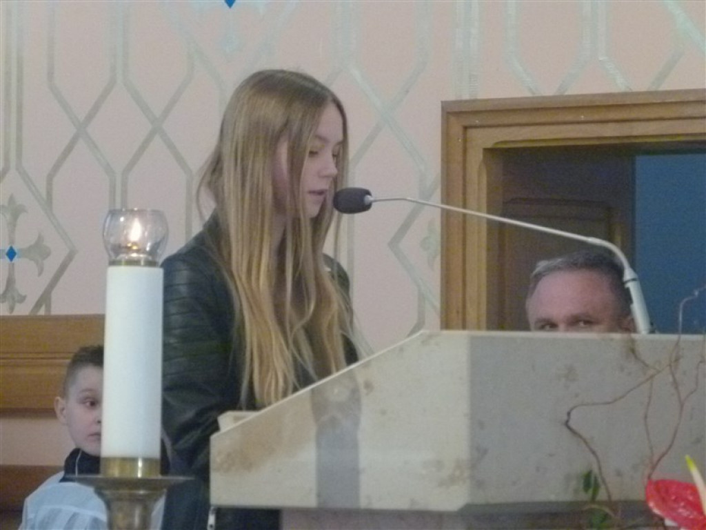 Wprowadzenie relikwii do sanktuarium w Mąkolicach