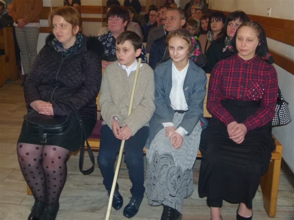 Wprowadzenie relikwii do sanktuarium w Mąkolicach