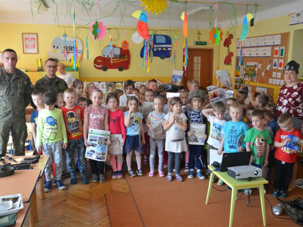 Spotkanie z żołnierzami w Przedszkolu nr 3