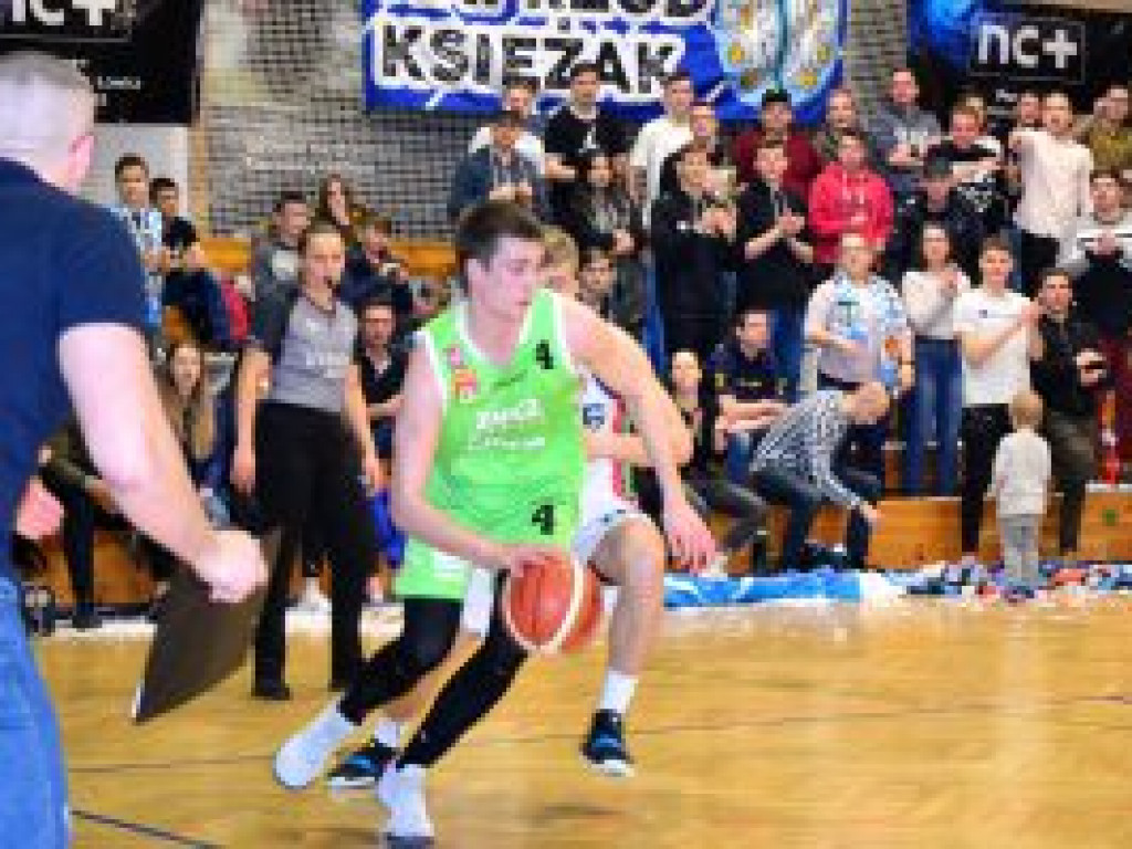 Pierwszy z trzech ważnych kroków Księżaka Syntex