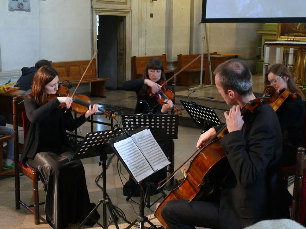 Koncert pasyjny w kościele pijarskim