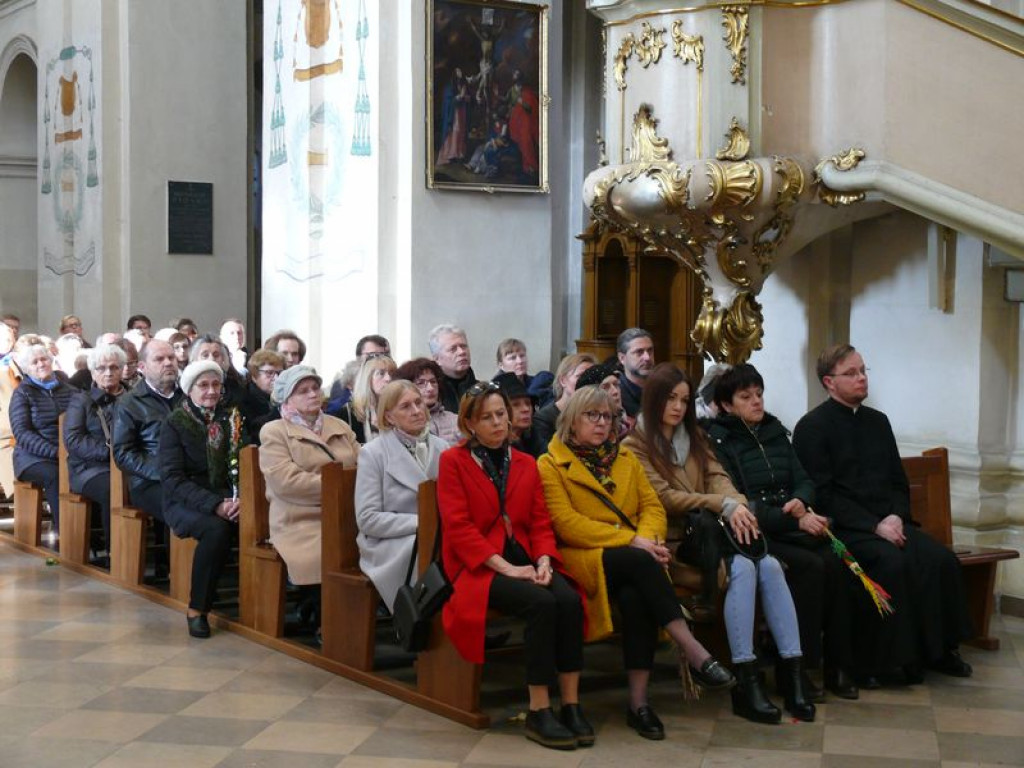 Koncert pasyjny w kościele pijarskim