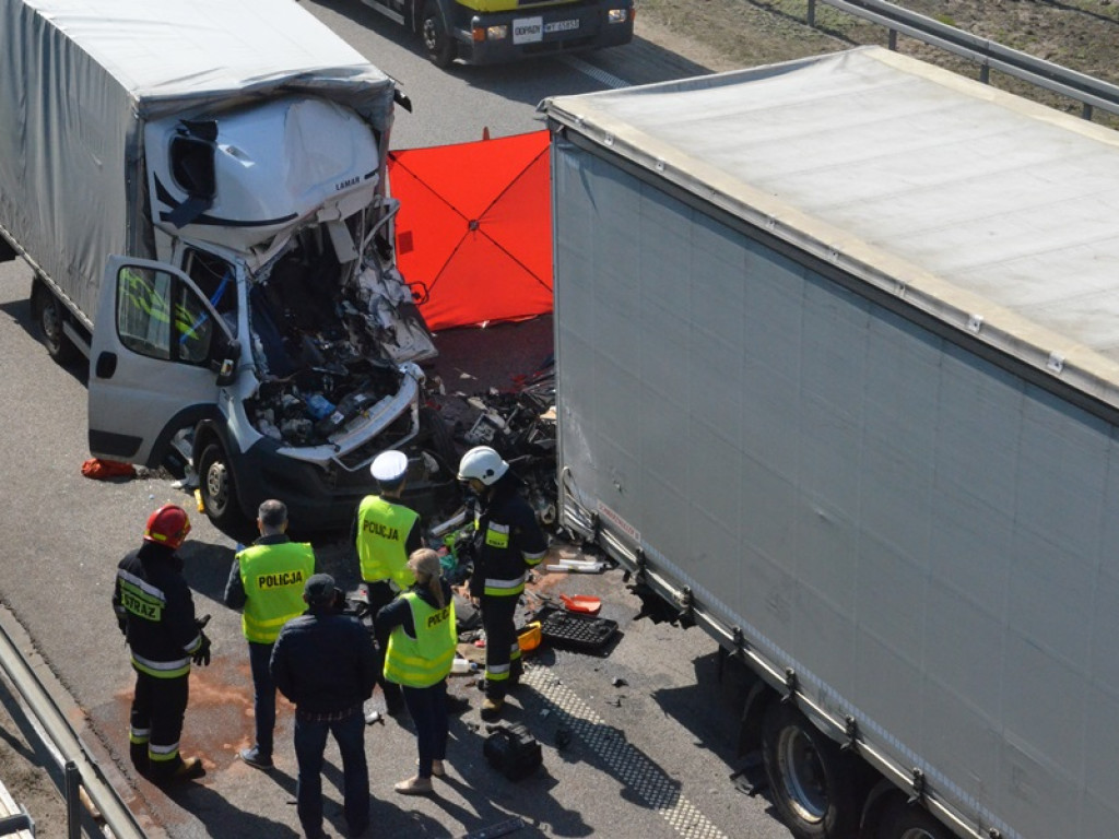 Autostrada A2: Śmiertelny wypadek na wysokości Seligowa - AKTUALIZACJA
