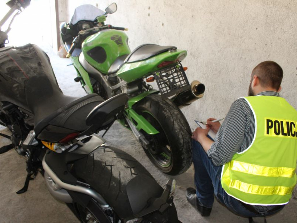 Sukces łowickich policjantów - odzyskali drogie motocykle
