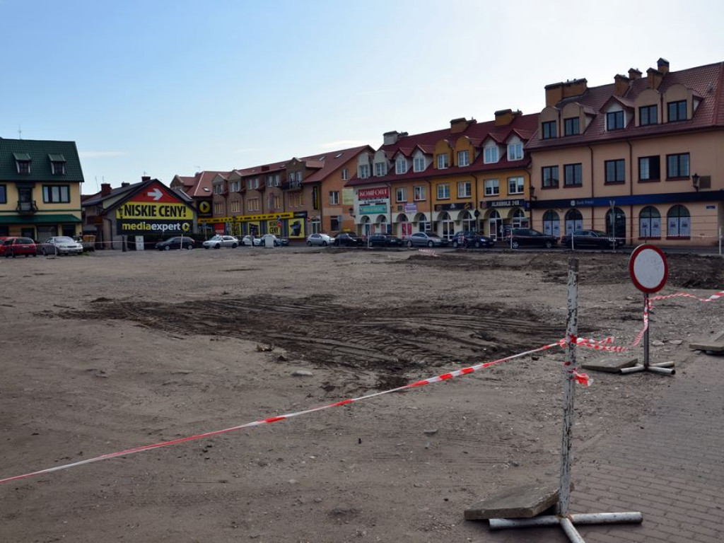 Nie zaparkujesz na placu przy Koziej