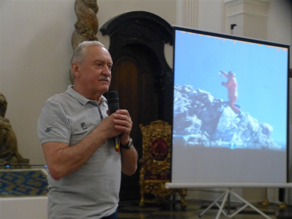 Wybitny himalaista spotkał się z młodzieżą w muzeum