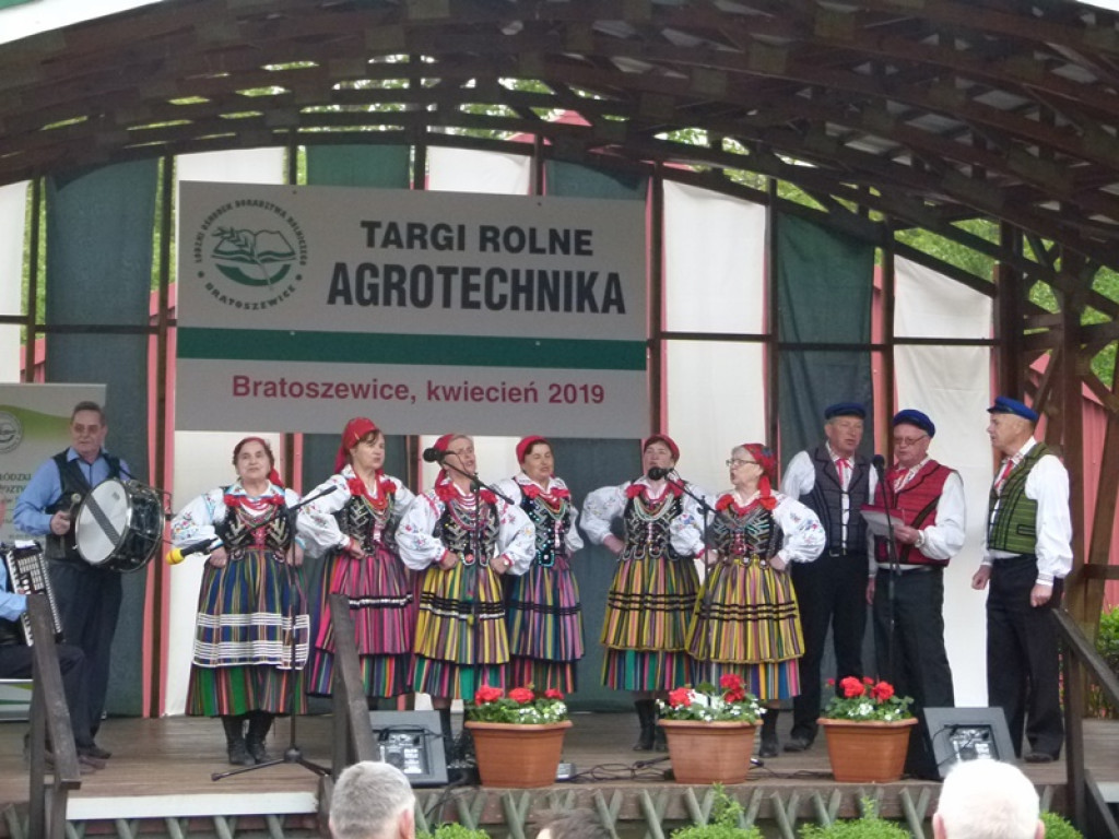 Targi Agrotechnika przyciągnęły pokazem maszyn i lokalnymi produktami