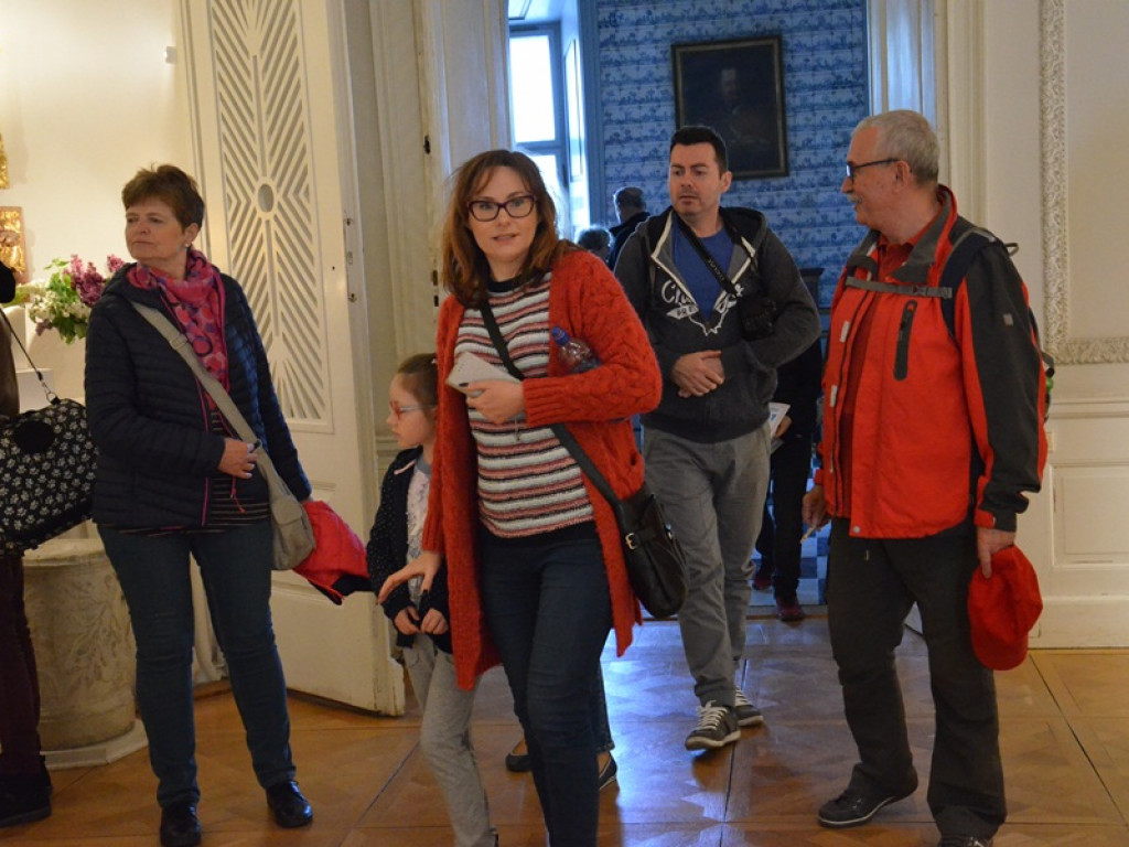 Zabawa edukacyjna pochłonęła zwiedzających Muzeum w Nieborowie