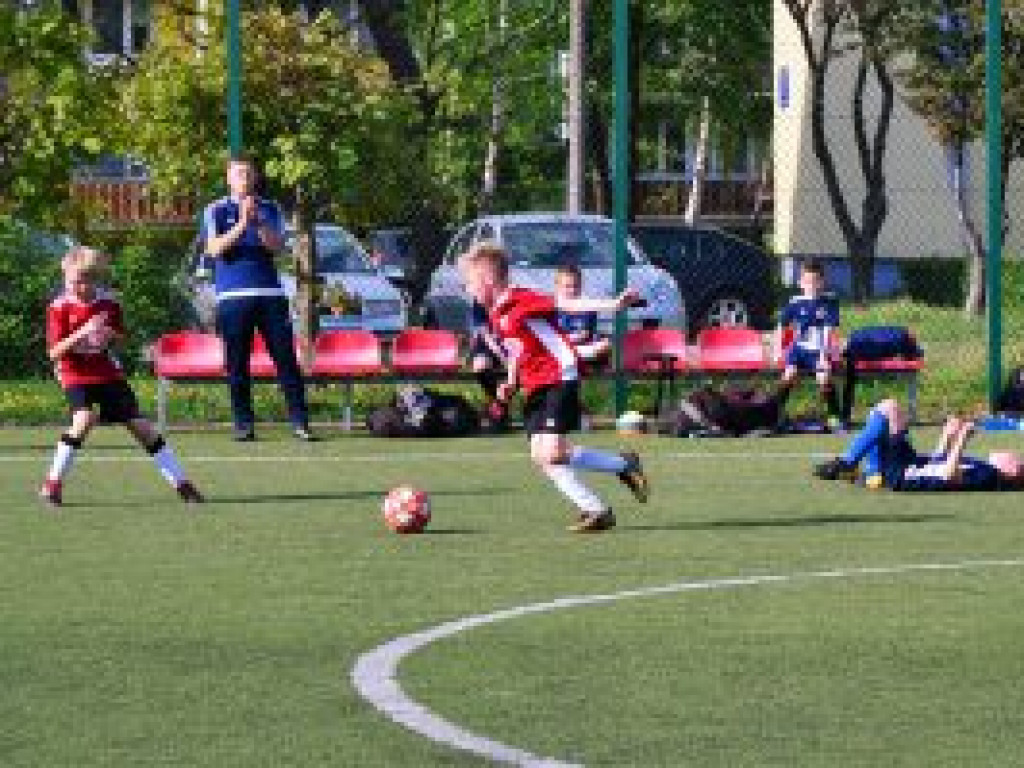 Trudna walka Soccer Kids-2010 z liderem rozgrywek