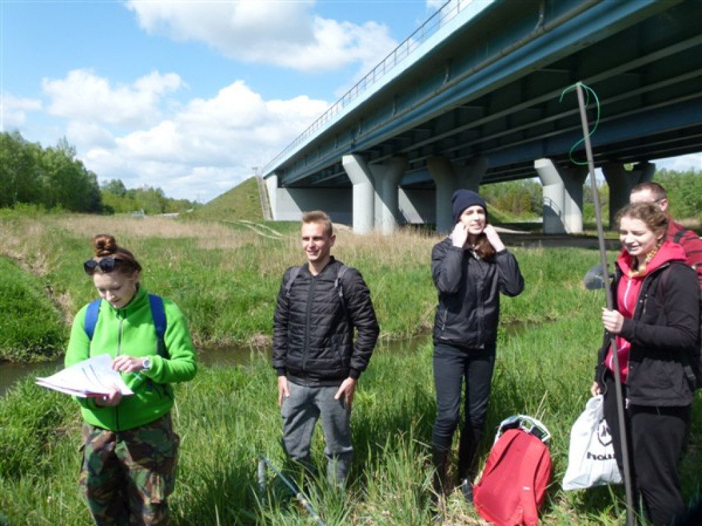 Stryków: Studenci UŁ już pracują nad zalewem